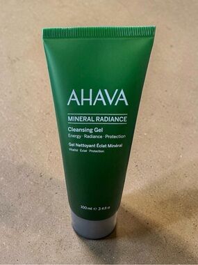 AHAVA Mineral Radiance Cleansing Gel